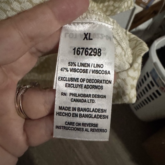 Elegant Cream Women's Tunic - Picture 3 of 4